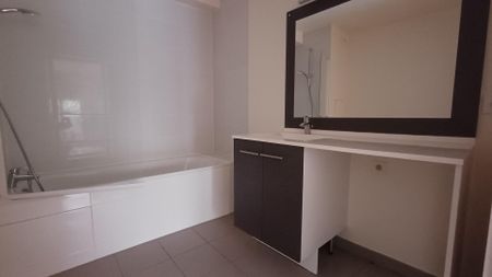 location Appartement T2 DE 45m² À VILLIERS SUR MARNE - Photo 5