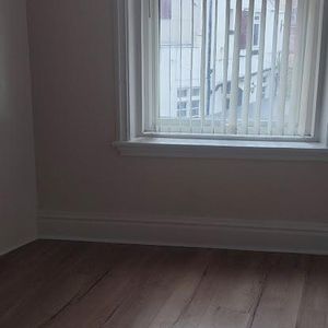 Flat to rent - Photo 3