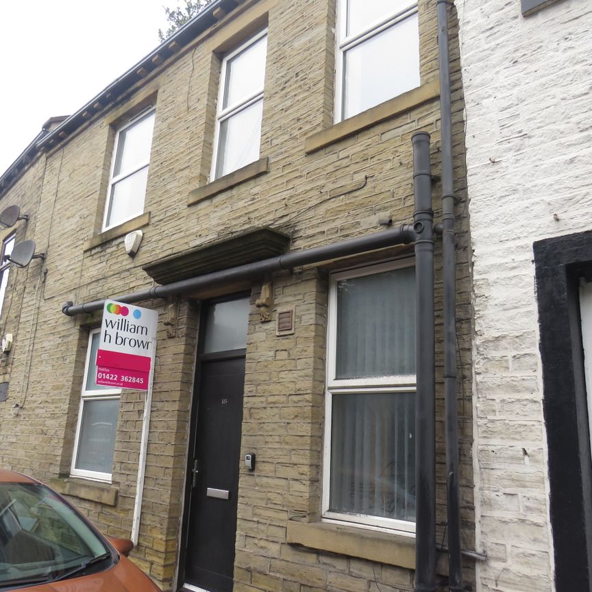 Keighley Road, Halifax - Photo 1