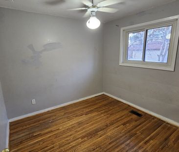 For Lease - 12 Aspendale Drive Unit# Main, Toronto, Ontario - Photo 5
