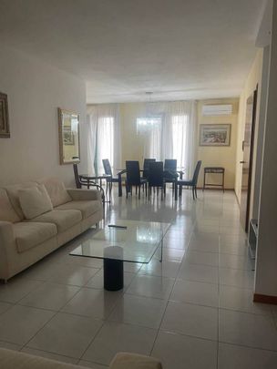 Bilocale ottimo stato, primo piano, Zona Mensa, Via Toscana, Certaldo - Photo 1