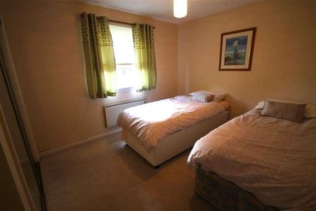 Anderson Court, Bellshill, ML4 - Photo 2
