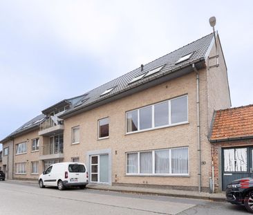 Uiterst ruim appartement met twee slaapkamers in Centrum Langemark - Photo 3