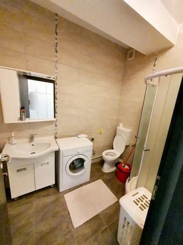 INCHIRIERI-Garsoniera NOUA-Militari Residence/Ballroom - Fotografie 4