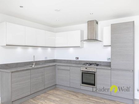 2 bedroom flat to rent - Photo 4