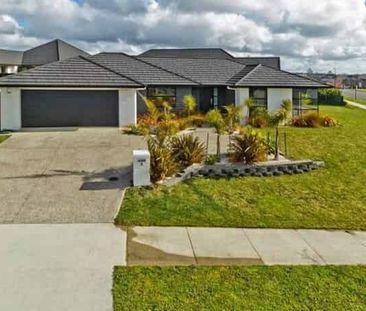 Spacious 4 Bedroom Home in Silverdale for Rent - Photo 1