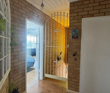 Comfortable Living! - Photo 4