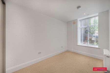 3 bedroom flat to rent - Photo 5