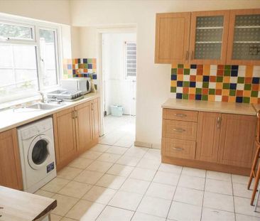 4 bedroom detached house to rent - Photo 3