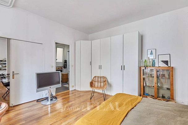 Location appartement, Paris 7ème (75007), 2 pièces, 62.39 m², ref 84745885 - Photo 1