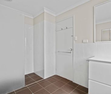 Immaculate Home - Low Maintenance Living - Photo 5