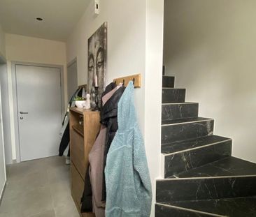 Huis te huur in Leopoldsburg voor € 1.420 met 4 slaapkamers - Photo 2