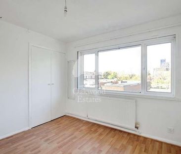 Severn Crescent, Langley, SL3 - Photo 3