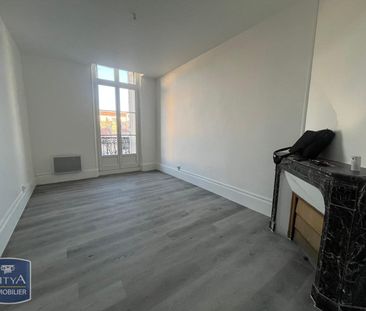Location Appartement 3 pièces 92m² MARSEILLE 2ème - Photo 3