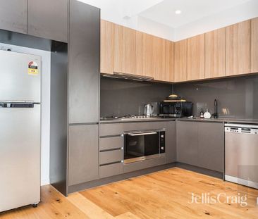 4/15 Cypress Avenue, Brooklyn VIC 3012 - House For Rent | Domain - Photo 2