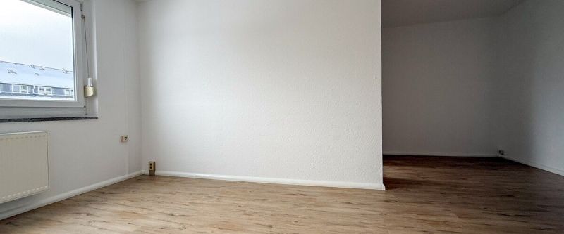 3-Raum-Wohnung mit Einbauküche und toller Aussicht über Geyer!!! - Foto 1