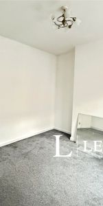 4 bedroom house to rent Kinsey Street, Newcastle, ST5 - Photo 3