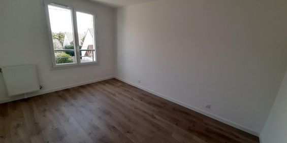 location Appartement T3 DE 61.41m² À BRIE COMTE ROBERT - Photo 3