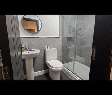 Room in a Shared House, Liscard Road, CH44 - Photo 6