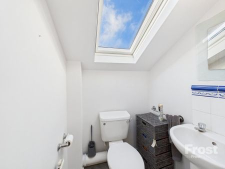 3 bedroom semi-detached house to rent - Photo 3
