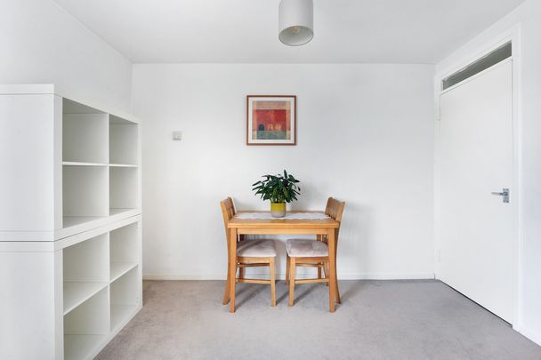 Wimbledon Park Road, London, SW18 - Photo 1