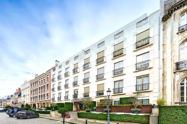 Square du bois, magnifique Penthouse 3 ch/3sdd + parking int - Foto 1