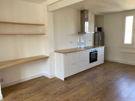 Rue des Halles T3 900 € Nantes (44000) - Photo 4