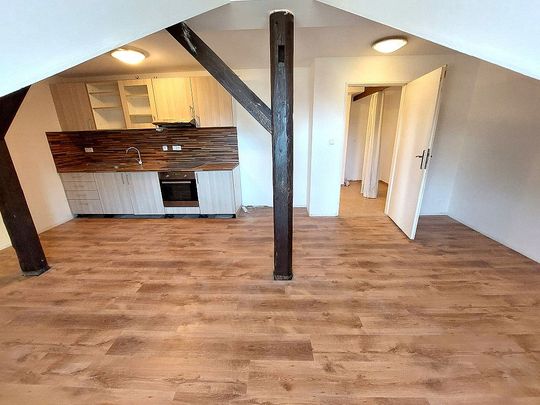 Pronájem bytu 2+kk 51 m² - Photo 1