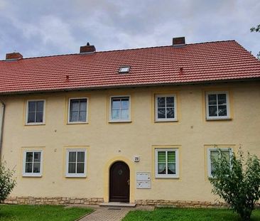 Modernisierte 2 Zimmer Wohnung mit Einbauküche in Bad Lauchstädt - Photo 5