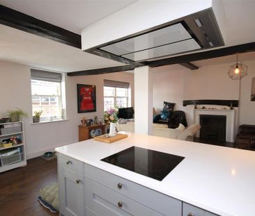 3 bedroom apartment to rent - Photo 5