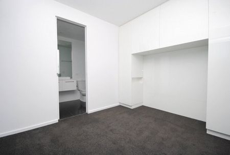 1604/601 Little Lonsdale Street - Photo 2