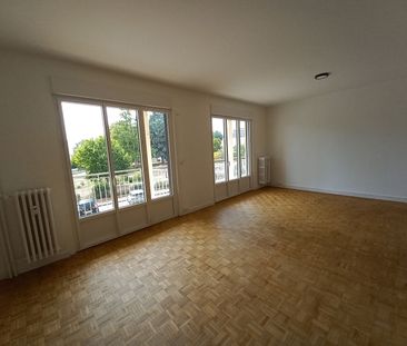 Location Appartement 5 pièces 107m² - Photo 1