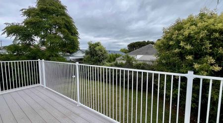 Spacious Standalone Family Home with Huge Deck & Exceptional Parking - Photo 4