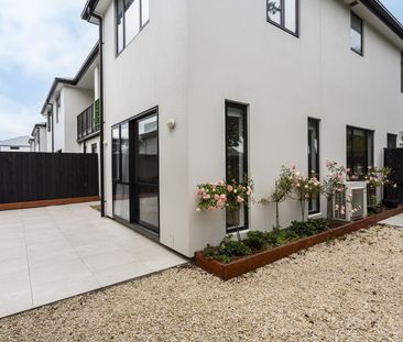 Lovely 3-bedroom townhouse! - Photo 2