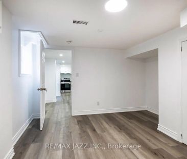 2003 CEDARWOOD COURT - Photo 2