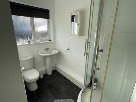 6 bedroom house to rent - Photo 5