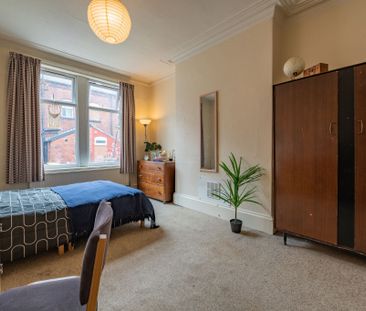 Headingley Avenue, Leeds - Photo 2