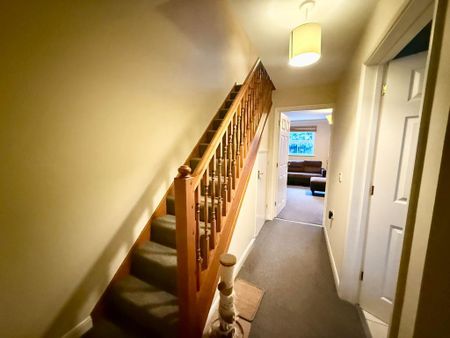 2 bedroom terraced house to rent - Photo 2