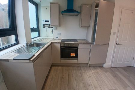 St Nicholas Street - Photo 4