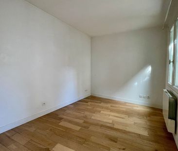 Location Maison Charenton-le-Pont 94220 Bois - Photo 4