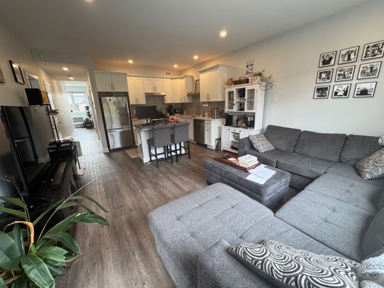 For Lease - 43 Senators Gate Drive Unit# 5, Perth, Ontario - Photo 1