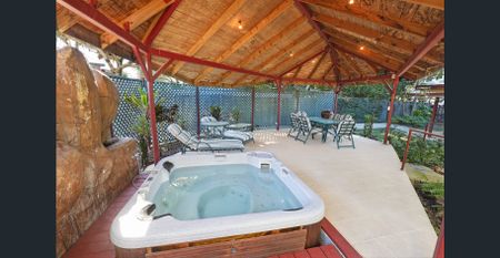 Peaceful, Practical & Perfect for Families – Spacious Buderim Home with Garden Retreat & Spa - Photo 2