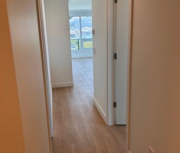 2 BED, 2 BATH DOWNTOWN AT THE NEW ELI, VIEWS + GYM + POOL! - Photo 1