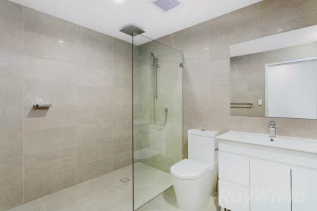 2Bedrooms, 2Bathrooms - Photo 4