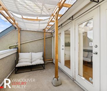 Townhouse in Vancouver East Side, BC - Photo 5
