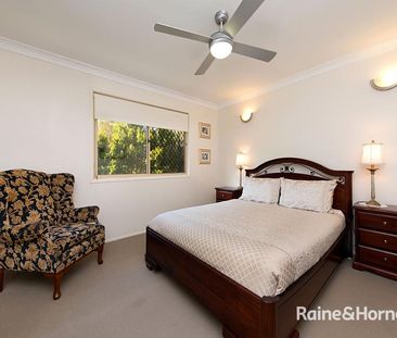 Huge 7-Bedroom Dual Living Home in the Heart of Toowong - Photo 5