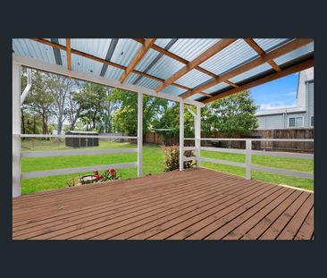 ADORABLE COUNTRY COTTAGE - Photo 4