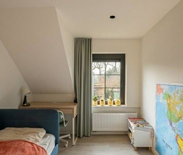Lichtrijke woning op goede locatie - Photo 5