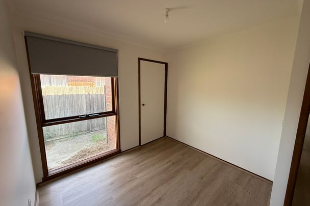 5 Camdale Close, Hampton Park VIC - Photo 1