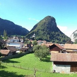 Moderne 4.5-ZW im 1. OG à 101 m² - Foto 1